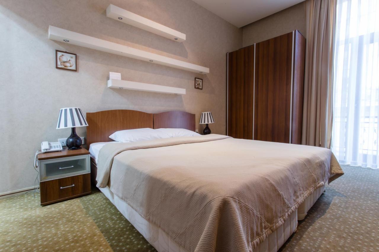 Austin Hotel バクー エクステリア 写真